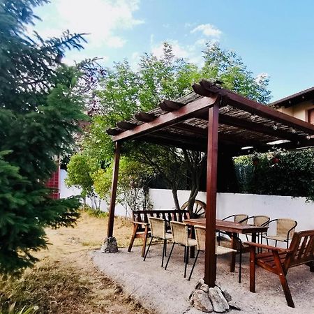 El Piornal Guest House นาวาร์เรดอนดา เด เกรโดส ภายนอก รูปภาพ