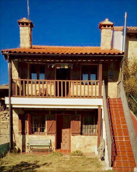 El Piornal Guest House นาวาร์เรดอนดา เด เกรโดส ภายนอก รูปภาพ