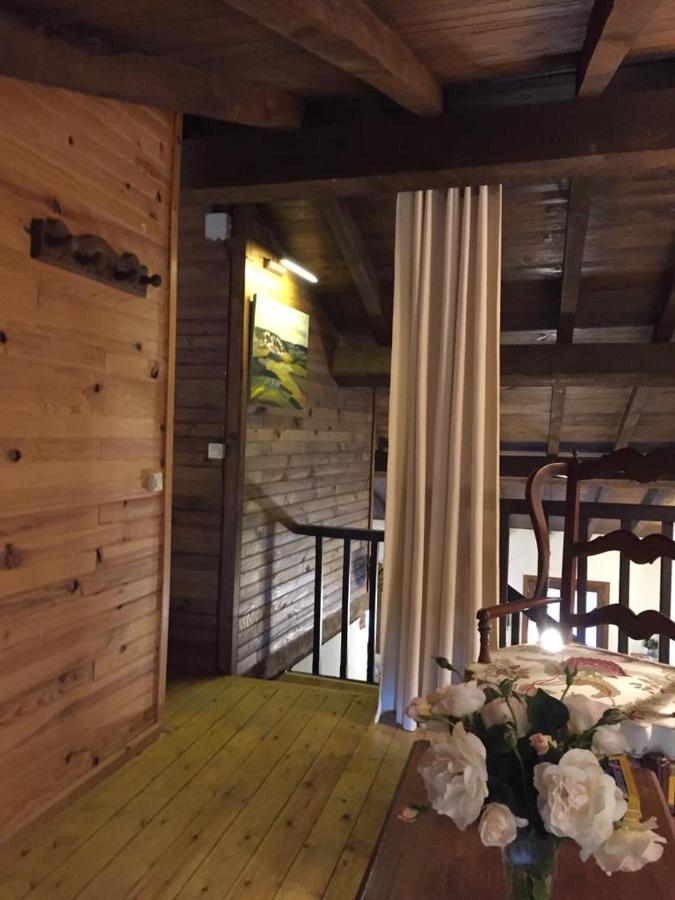 El Piornal Guest House นาวาร์เรดอนดา เด เกรโดส ภายนอก รูปภาพ
