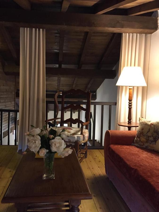 El Piornal Guest House นาวาร์เรดอนดา เด เกรโดส ภายนอก รูปภาพ
