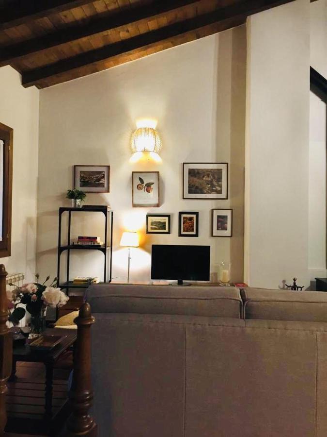 El Piornal Guest House นาวาร์เรดอนดา เด เกรโดส ภายนอก รูปภาพ